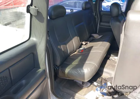 2004 Chevrolet Silverado 1500 Work Truck из США, поврежденный, VIN 1GCEC19VX4Z316735